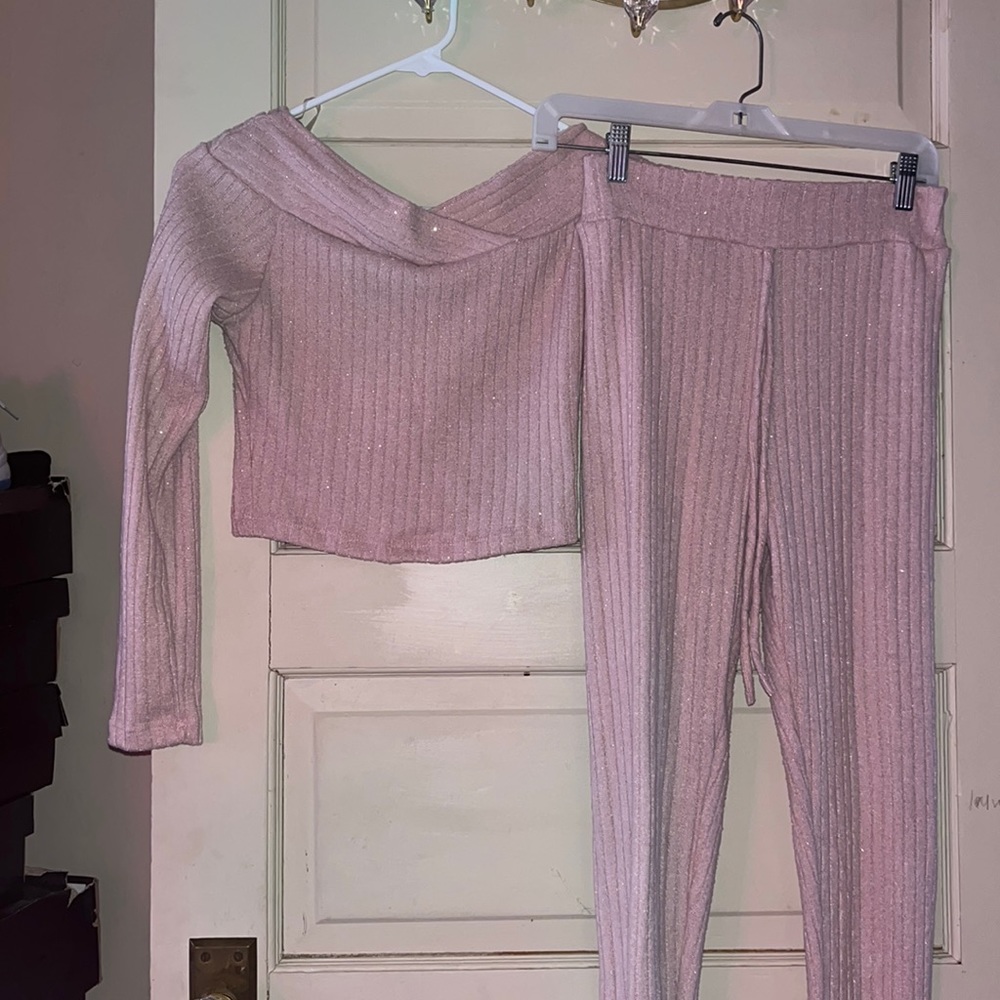 2 piece set